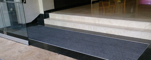 tapis en aluminium